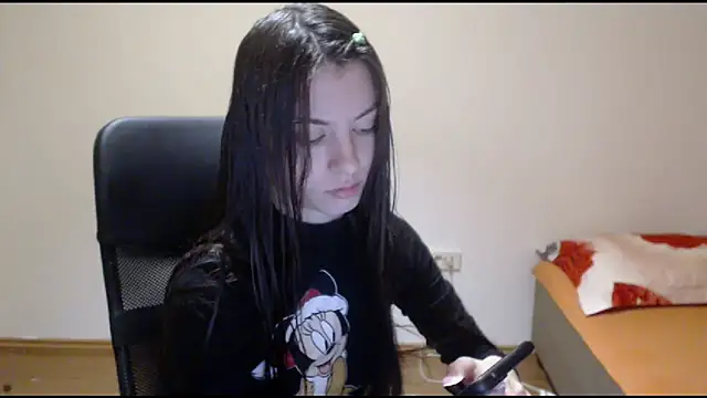 CuteJollie4U online show from December 14, 4:31 pm