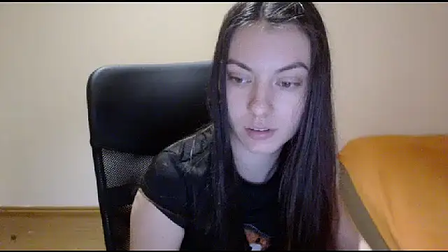 CuteJollie4U online show from December 21, 4:57 pm