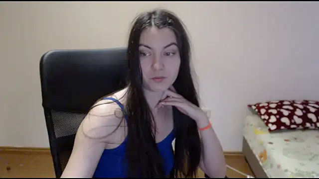 CuteJollie4U online show from January 1, 2:31 pm