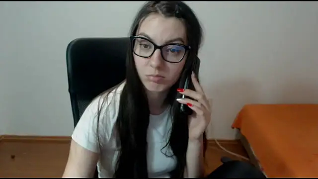 CuteJollie4U online show from February 8, 6:12 pm