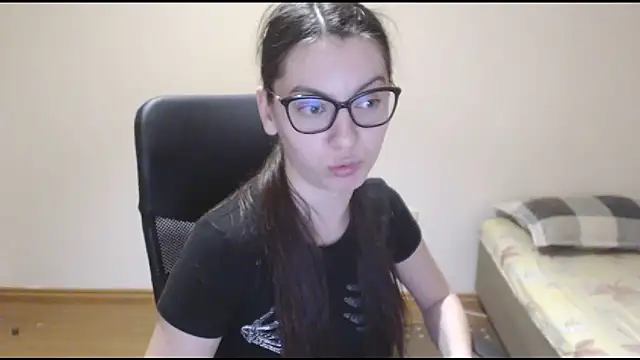 CuteJollie4U online show from March 7, 9:06 pm