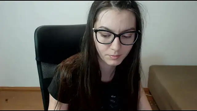 CuteJollie4U online show from March 12, 8:10 pm