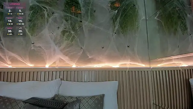 Lana Lann online show from October 13, 12:16 pm