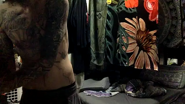 Robriguezxxx online show from April 20, 7:33 am