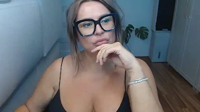 teaseDiana online show from September 25, 1:37 pm