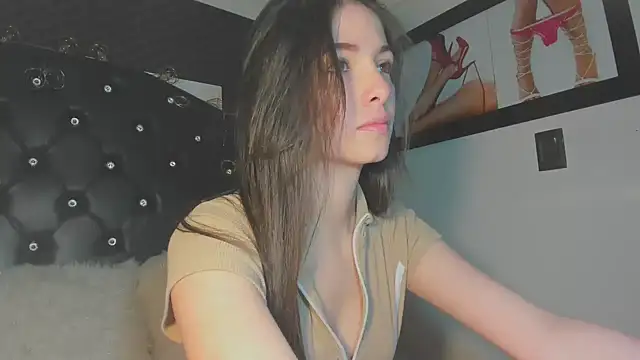 diana queen  online show from February 19, 10:50 pm