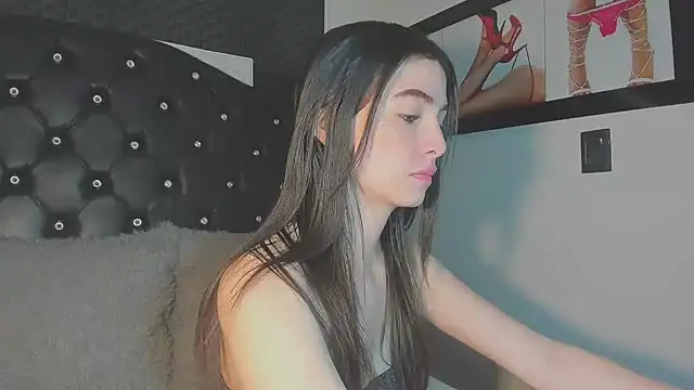 diana queen  online show from April 12, 4:39 am