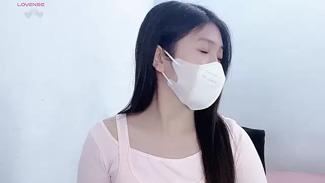 tanhxiu online show from February 4, 12:33 pm