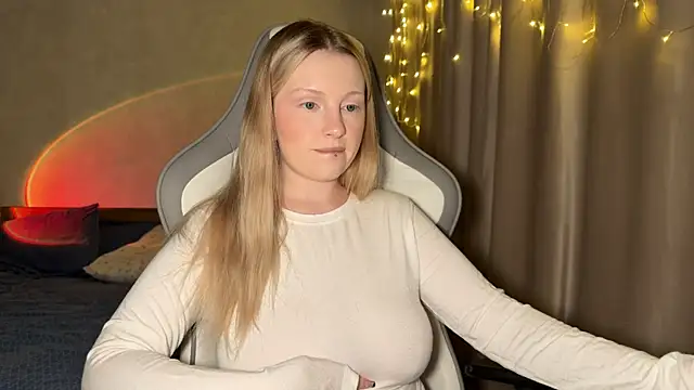 x ivy x online show from December 20, 4:47 pm