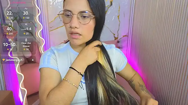 Chiara tay online show from April 30, 8:57 pm
