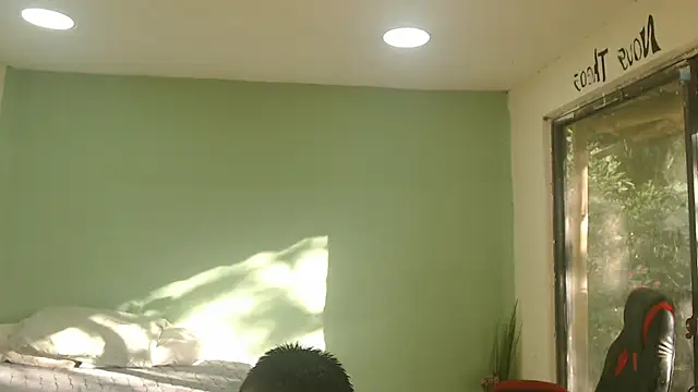 danielitopapuu online show from February 2, 9:57 pm