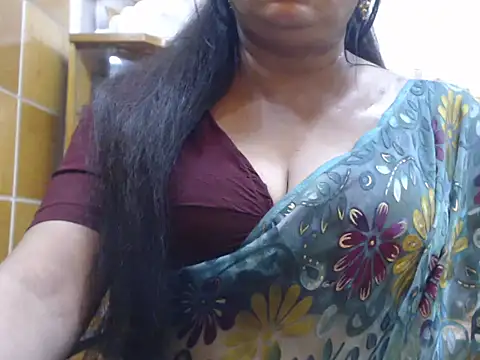 desi-maisa130 online show from June 11, 4:38 pm