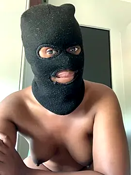 Africanbootie online show from December 3, 2:38 pm