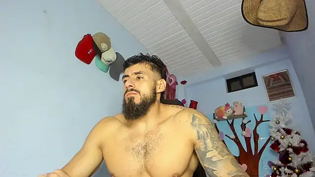 Snapshot of _Poseidon1_ chatting on June 6, 3:11 am Poseidon1 online show from June 6, 3:11 am