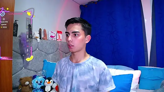 OwenBluee online show from September 25, 10:57 pm