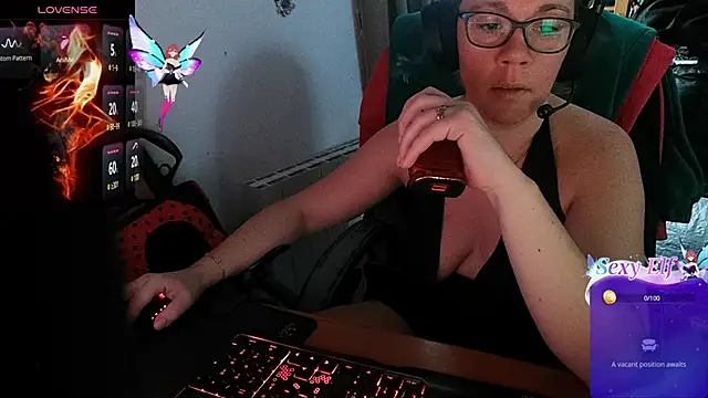 lili-hot-77 online show from February 12, 8:27 am