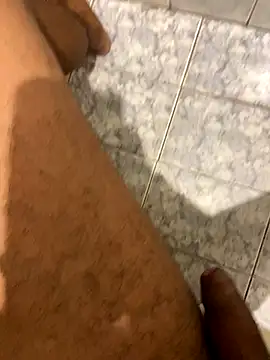 Snapshot of gomespauz chatting on October 18, 12:35 am gomespauz online show from October 18, 12:35 am