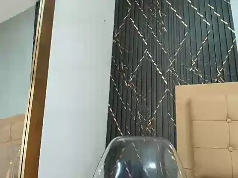 jack pergurtson01 online show from April 18, 10:19 am