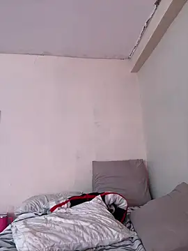 HornyxLadie online show from August 9, 8:52 am