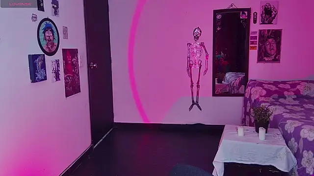 Sabrina scarlett online show from May 14, 3:02 am