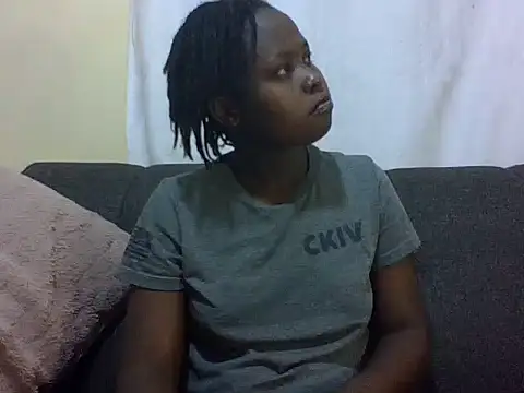 Sweetcecie01 online show from March 14, 9:09 pm