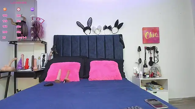 emmily giraldo online show from February 14, 11:53 am