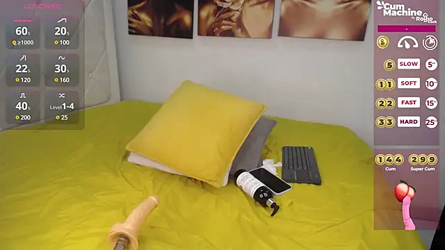 Madeline Dreams online show from February 3, 4:10 pm