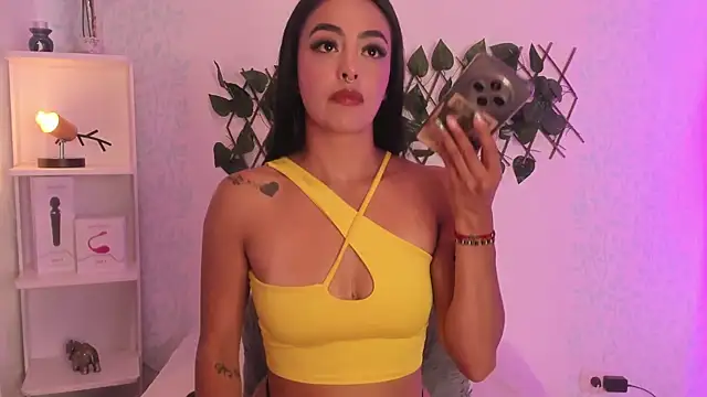 Snapshot of Eva_ritz chatting on March 24, 10:15 pm Eva ritz online show from March 24, 10:15 pm