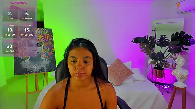 JANYLOVE   online show from April 8, 10:48 am