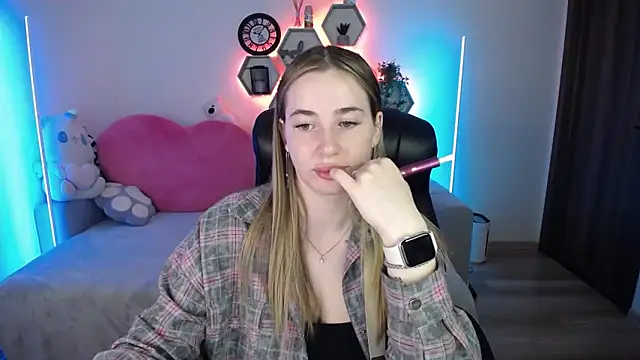 SabrinViolet online show from May 25, 8:09 am
