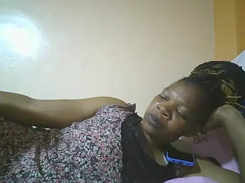 Snapshot of clakemmy250 chatting on January 1, 8:45 am clakemmy250 online show from January 1, 8:45 am