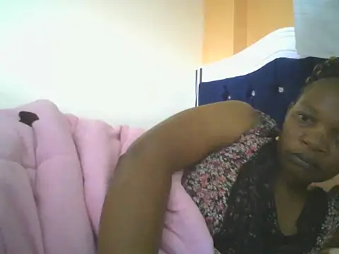 Snapshot of clakemmy250 chatting on January 17, 8:44 pm clakemmy250 online show from January 17, 8:44 pm