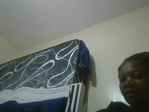 Snapshot of clakemmy250 chatting on March 8, 9:07 pm clakemmy250 online show from March 8, 9:07 pm