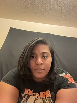 prettlovely14 online show from January 5, 10:24 pm