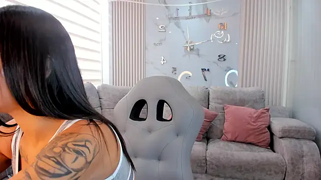 Snapshot of Violet_spencer chatting on March 14, 4:40 pm Violet spencer online show from March 14, 4:40 pm