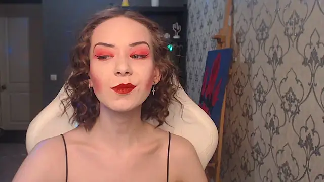 Snapshot of FascinatingEyess chatting on June 21, 7:49 pm FascinatingEyess online show from June 21, 7:49 pm