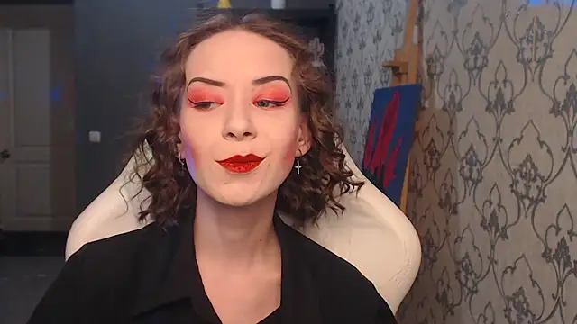 Snapshot of FascinatingEyess chatting on June 23, 7:12 pm FascinatingEyess online show from June 23, 7:12 pm