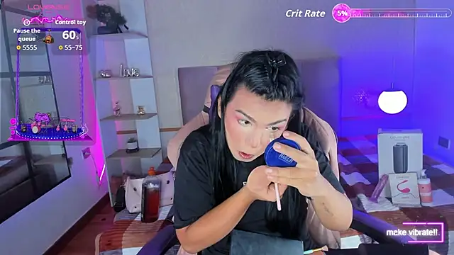 yossi peach cute online show from October 5, 8:29 pm