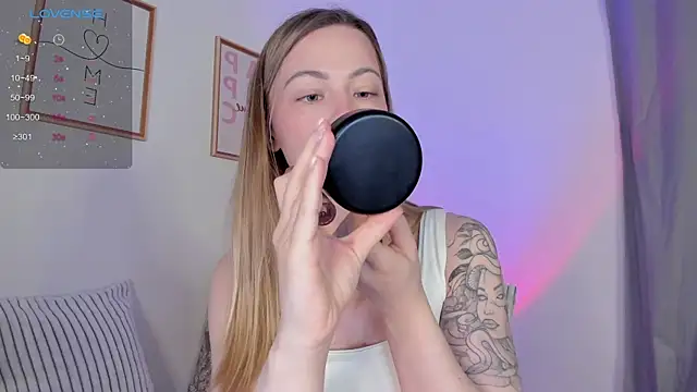 damn cutie online show from December 17, 5:19 pm