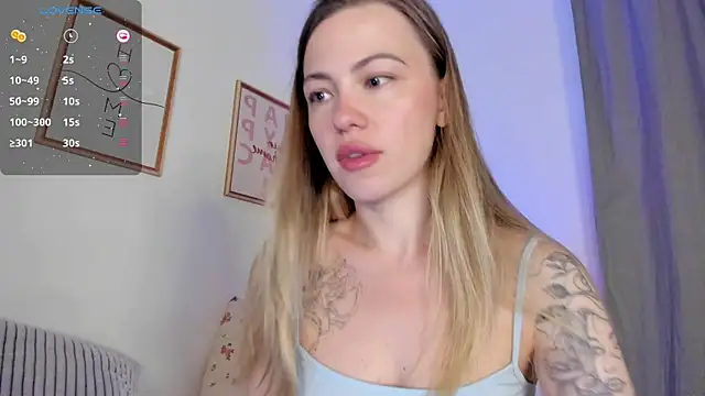 Snapshot of damn_cutie chatting on July 11, 1:36 pm damn cutie online show from July 11, 1:36 pm