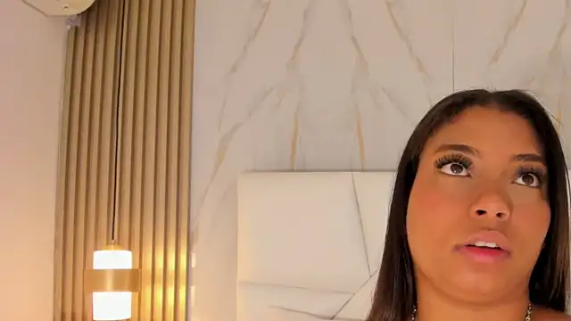 Snapshot of belacampbell chatting on October 24, 5:37 am belacampbell online show from October 24, 5:37 am