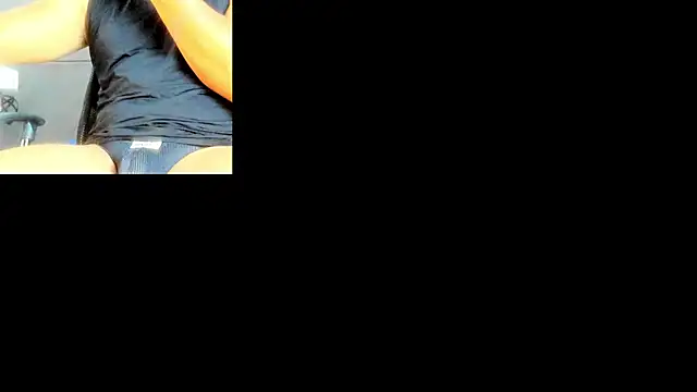 Snapshot of Jan_Flp chatting on November 15, 1:18 pm Jan Flp online show from November 15, 1:18 pm