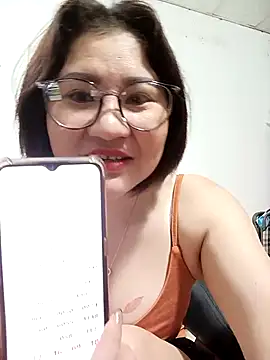 Snapshot of Rose_DiDi chatting on May 1, 4:50 am Rose DiDi online show from May 1, 4:50 am