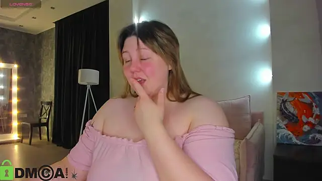 Ruth Oliver online show from March 9, 1:09 am