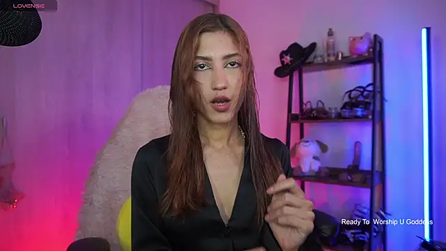 MissKorah online show from July 12, 11:18 pm