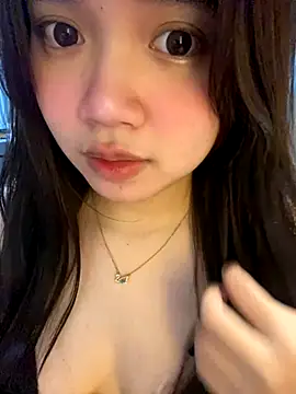 Snapshot of Hotellinh12 chatting on November 26, 3:46 pm Hotellinh12 online show from November 26, 3:46 pm