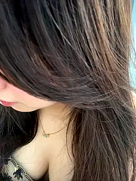 Snapshot of Hotellinh12 chatting on November 28, 7:55 am Hotellinh12 online show from November 28, 7:55 am