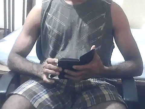 Snapshot of ROCKY_USA_18 chatting on May 15, 11:39 am ROCKY USA 18 online show from May 15, 11:39 am