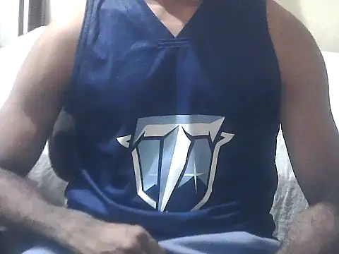 Snapshot of ROCKY_USA_18 chatting on May 26, 7:32 pm ROCKY USA 18 online show from May 26, 7:32 pm