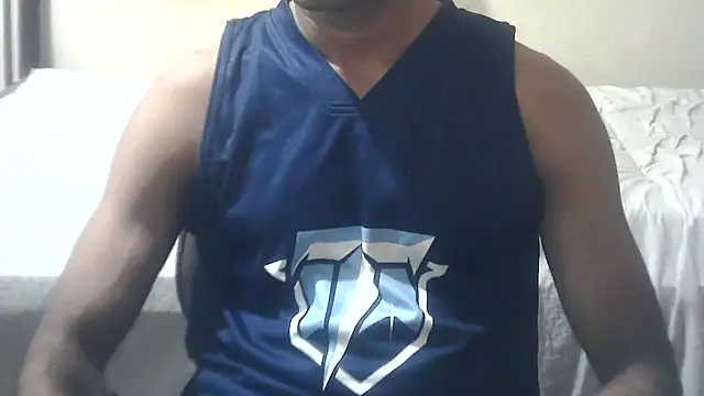 Snapshot of ROCKY_USA_18 chatting on May 28, 3:31 pm ROCKY USA 18 online show from May 28, 3:31 pm